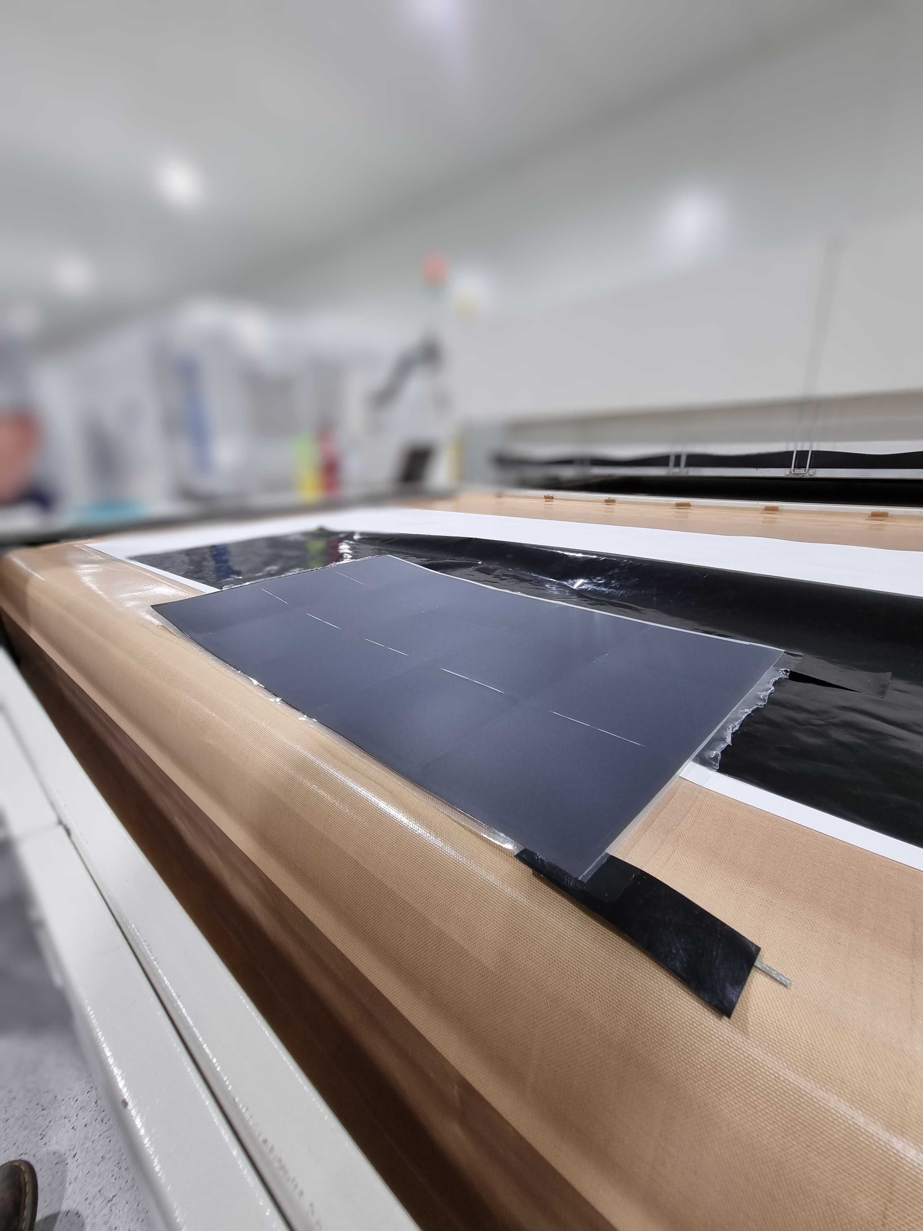 Laminated solar module
